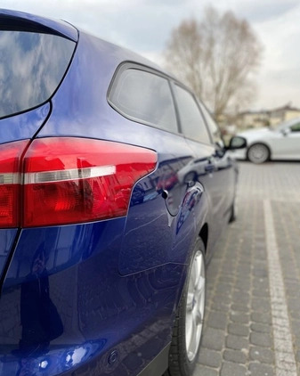 Ford Focus cena 39900 przebieg: 157000, rok produkcji 2016 z Gdańsk małe 154